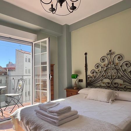 Housing Leon Marigold Appartement Buitenkant foto